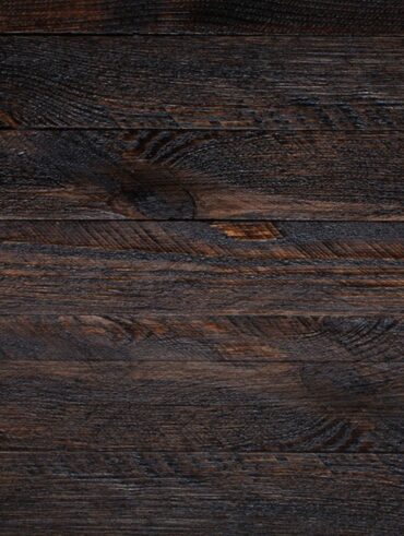 Impregnat do surowego drewna – jak chronić drewno przed wilgocią i uszkodzeniami?