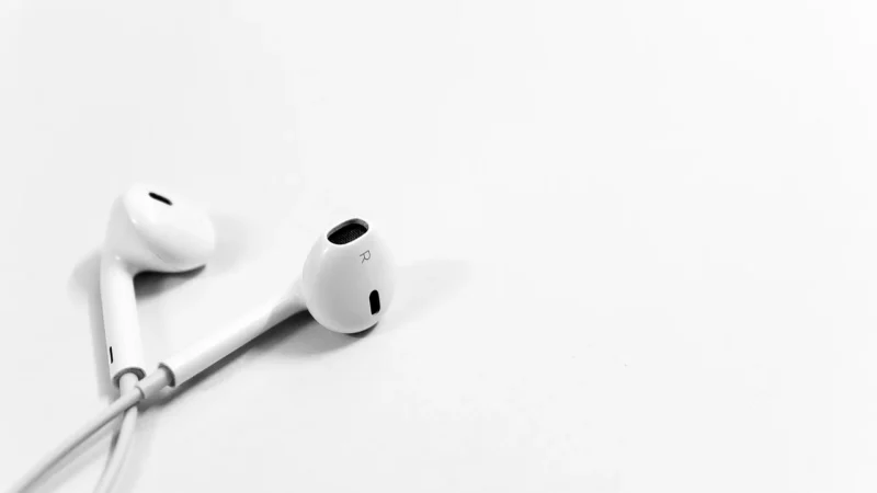 Apple EarPods biały (MD827ZM/B)