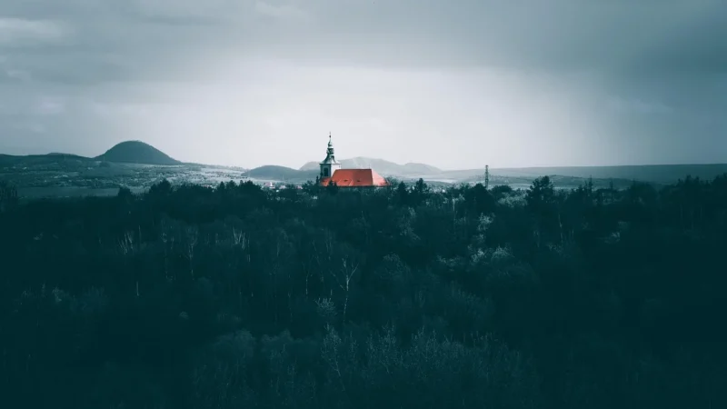 Fototapety.Pl Dach Kościoła Budynki Natura Drzewa Okleina Na Ścianę 250x250cm Magicstick