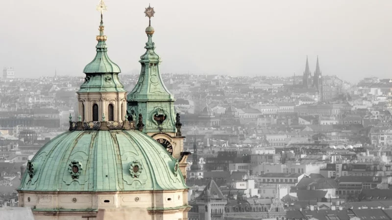Fototapety.Pl Dachy Budynków W Pradze Okleina Na Ścianę 250x250cm Fizelina