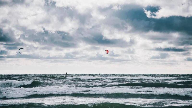 Fototapety.Pl Kitesurfing Sport Ocean Plaża Latawce Fototapeta Samoprzylepna 250x250cm Magicstick