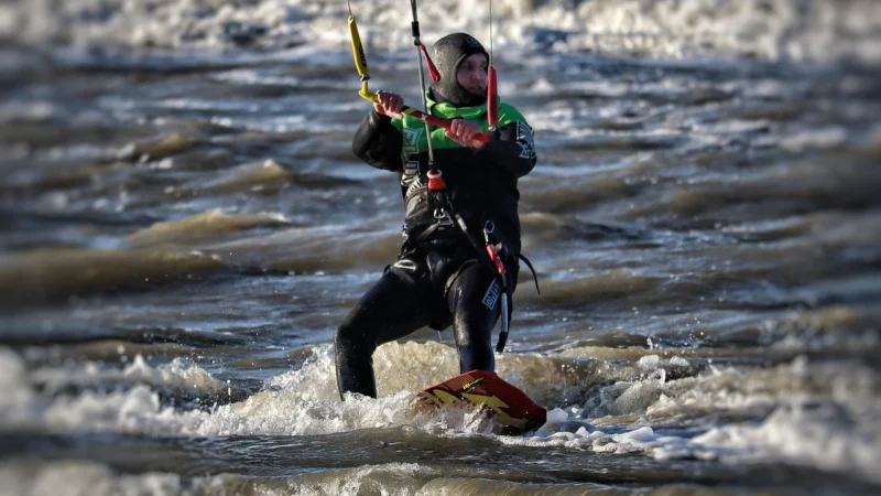 Fototapety.Pl Kitesurfing Wzór Fototapeta Samoprzylepna 250x250cm Fizelina