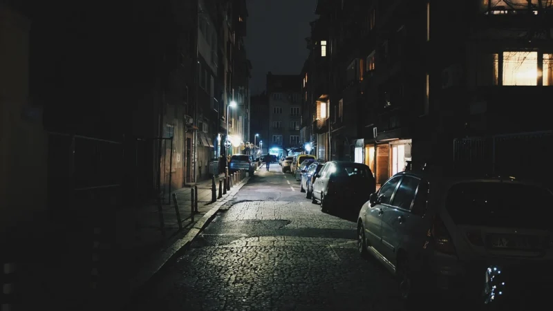 Fototapety.Pl Miasto Rzędy Samochodów Parking Przy Drodze Okleina Na Ścianę 250x250cm Fizelina