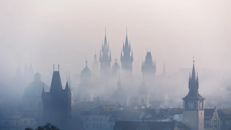 Fototapety.Pl Mosty W Pradze Czechy Mgła Woda Fototapeta Samoprzylepna 250x250cm Magicstick