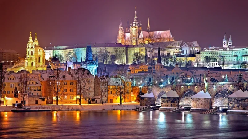 Fototapety.Pl Republika Czeska Architektura Rośliny Fototapeta Samoprzylepna 250x250cm Magicstick