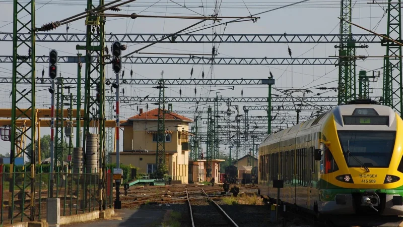 Fototapety.Pl Stacja Kolejowa Metalowe Kolumny Okleina Na Ścianę 250x250cm Fizelina
