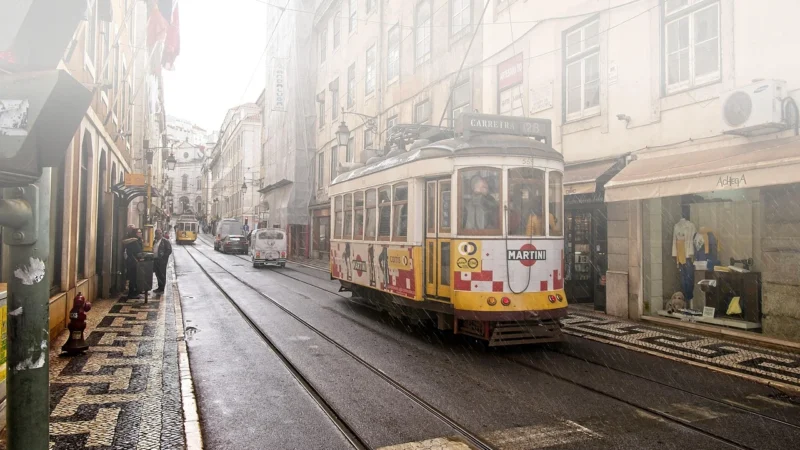 Fototapety.Pl Vintage Tramwaj W Lizbonie Fototapeta Na Ścianę 250x250cm Magicstick