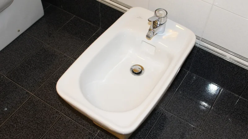 Villeroy&Boch VICLEAN weiss alpin V02EL401